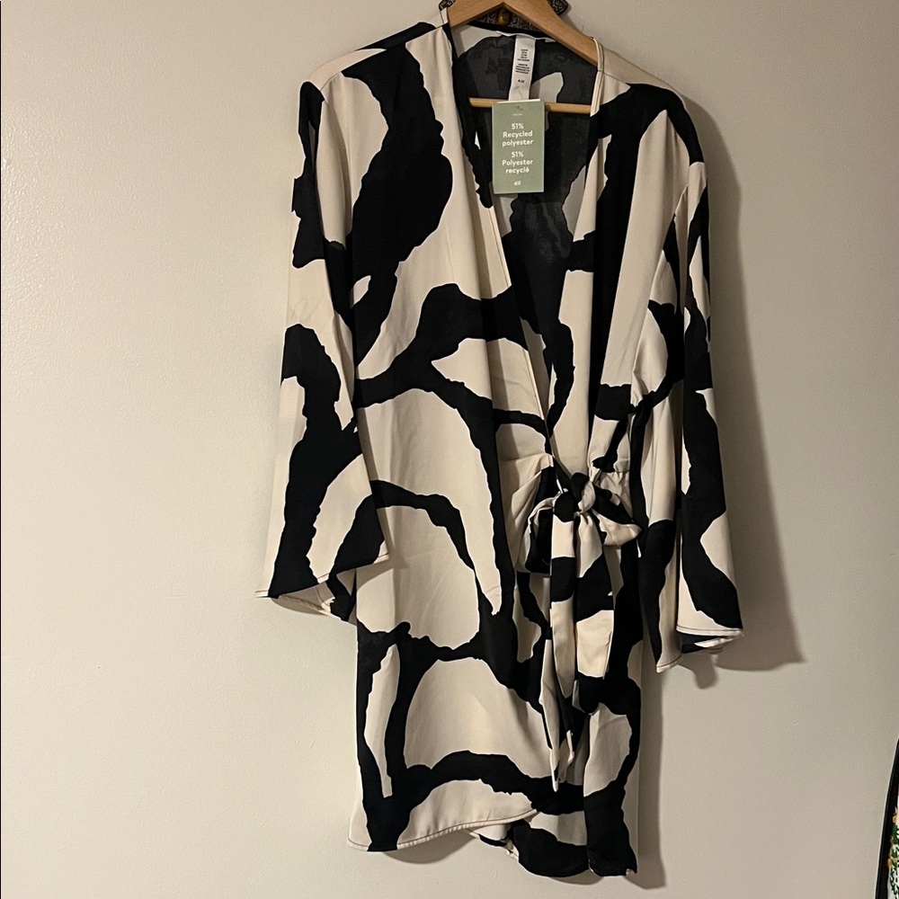 H&M Black and Cream Wrap Dress